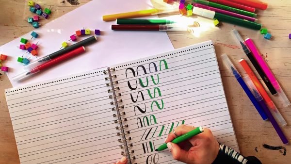 Libro Lettering "Aprende a Dibuja Letras" Artel - Imagen 2